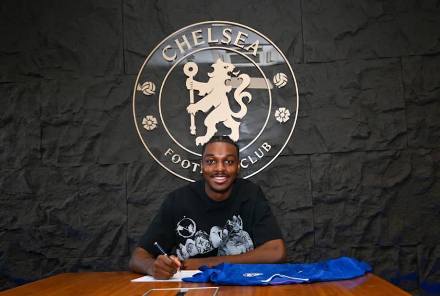 官方：切爾西與U21后衛(wèi)凱登-威爾遜續(xù)約至2030年