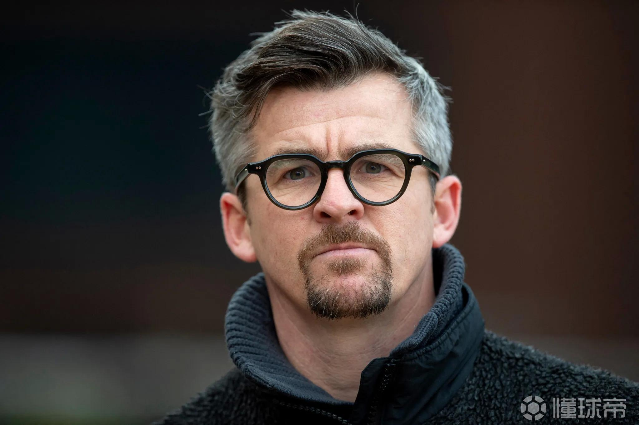 太陽(yáng)報(bào)：前曼城球員巴頓因涉嫌襲擊罪被收監(jiān)，期間發(fā)表大量反穆言論