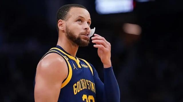 庫里將在下周進行復(fù)查 他能否率傷兵滿營的勇士挺進季后賽？