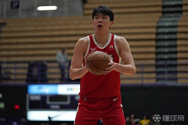 穩(wěn)步提升，楊瀚森上賽季CBA場均16.6分，本賽季G聯(lián)賽場均17.1分